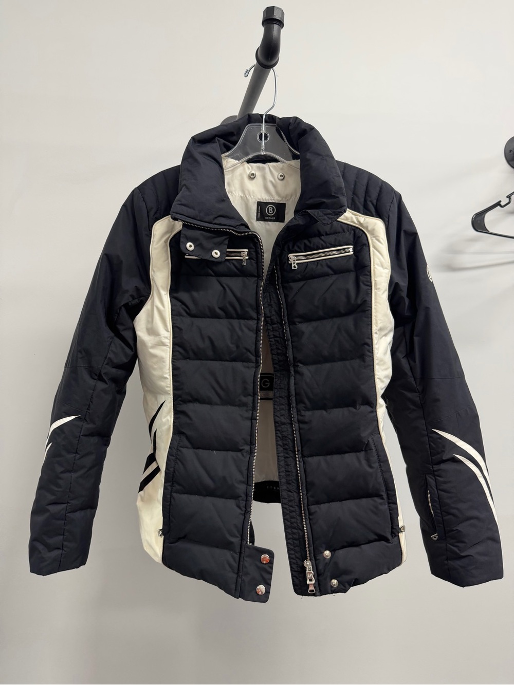 Bogner Women Black and Cream Quilted Puffer Colorblock Luxury Sz 6